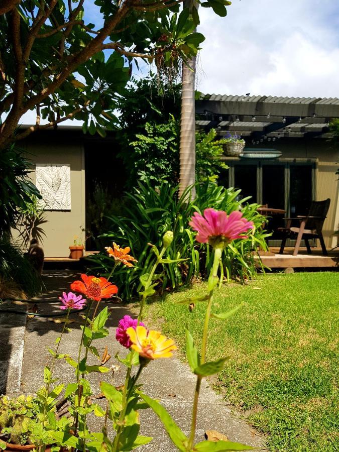 Estuary Retreat Whangamata Exterior photo